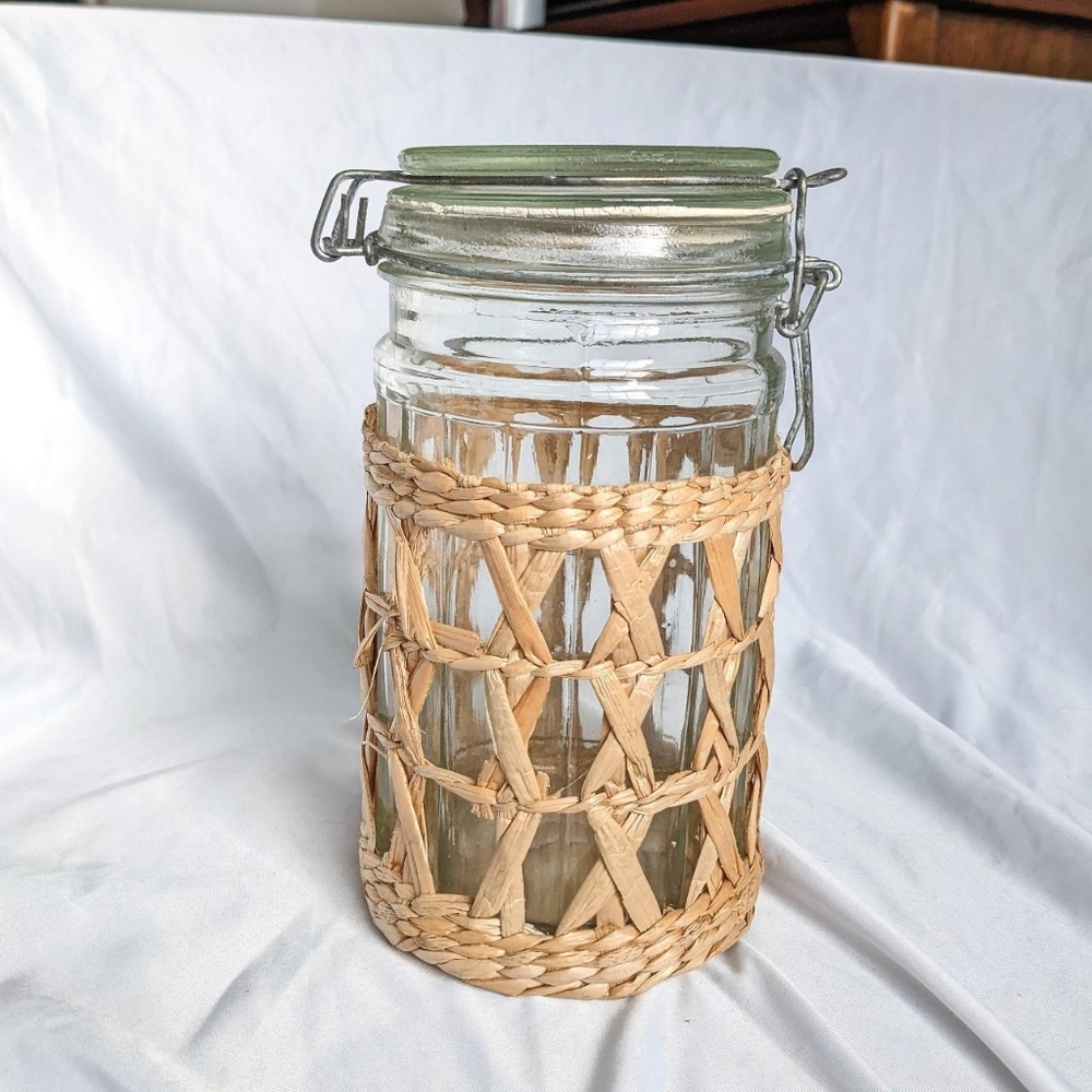 Vintage Seagrass Woven Wrapped Jar